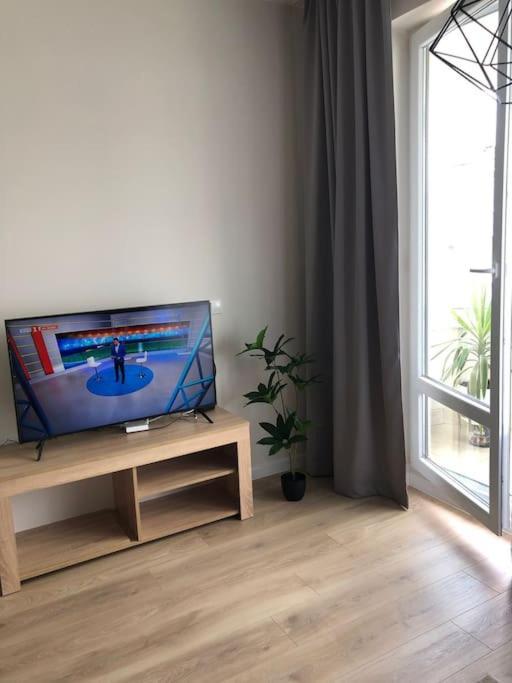 *Hot* Main Square Brand New Luxury Apartment Burgas Esterno foto