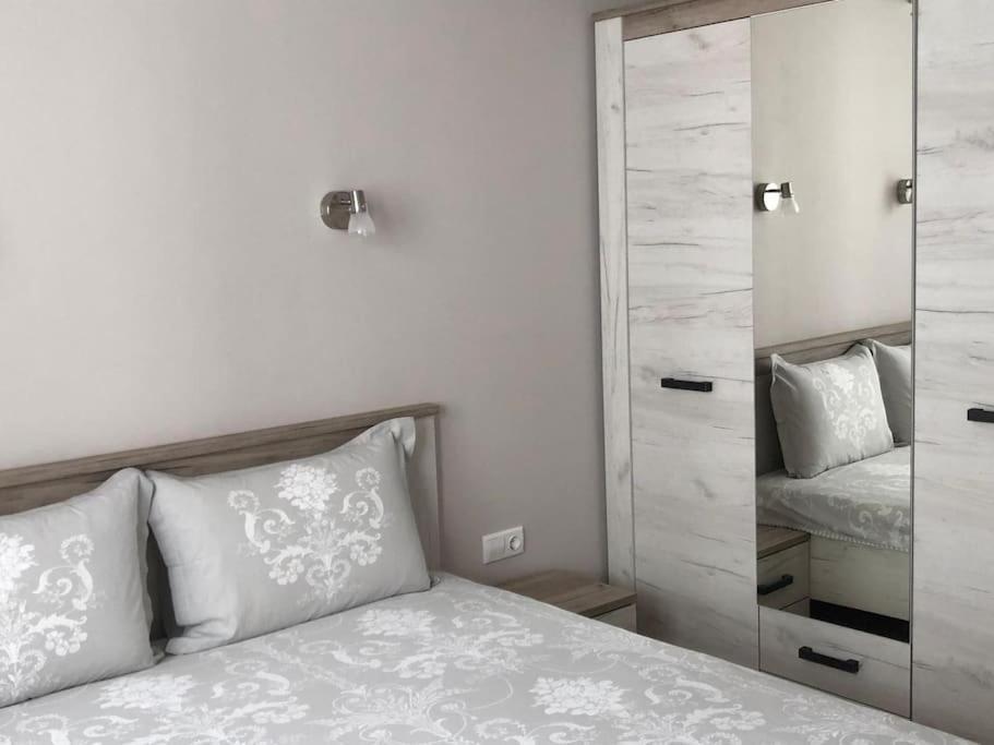 *Hot* Main Square Brand New Luxury Apartment Burgas Esterno foto